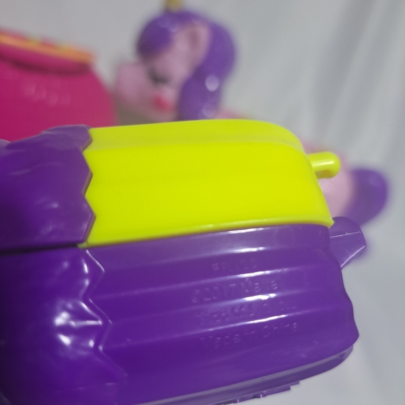 Polly Pocket Set Of 4 Playsets - Flamingo Unicorn Cupcake Compact - Picture 4 of 8